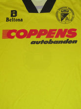 Load image into Gallery viewer, Eendracht Aalst 1995-97 Away shirt PLAYER ISSUE #8 *Youth*