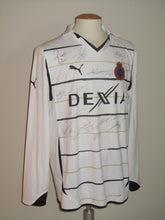 Load image into Gallery viewer, Club Brugge 2010-11 Away shirt L/S L #4 Carl Hoefkens *signed*