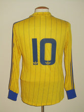 Load image into Gallery viewer, KSK Beveren 1982-83 Home shirt MATCH ISSUE/WORN #10 Ronny Martens