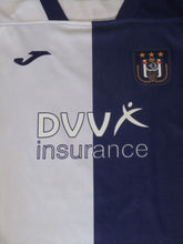 Load image into Gallery viewer, RSC Anderlecht 2023-24 Home shirt L #12 Kasper Dolberg *mint*