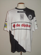 Load image into Gallery viewer, Eendracht Aalst 2011-12 Home shirt XL