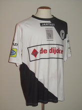 Load image into Gallery viewer, Eendracht Aalst 2011-12 Home shirt XL
