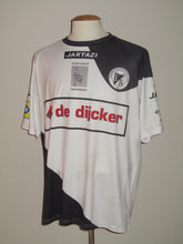 Load image into Gallery viewer, Eendracht Aalst 2011-12 Home shirt XL