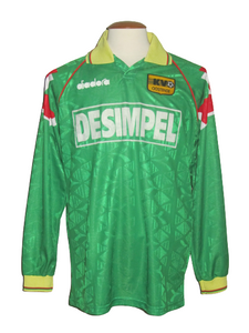 KV Oostende 1994-95 Away shirt L/S L *mint*