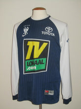 Load image into Gallery viewer, Sint-Truiden VV 2001-02 Away shirt L/S L