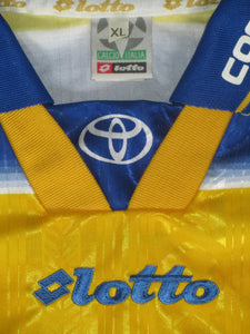 Sint-Truiden VV 1999-00 Home shirt XL