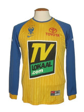 Load image into Gallery viewer, Sint-Truiden VV 2001-02 Home shirt 176