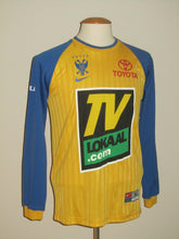 Load image into Gallery viewer, Sint-Truiden VV 2001-02 Home shirt 176