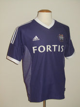 Load image into Gallery viewer, RSC Anderlecht 2002-03 Away shirt S #9 Clayton Zane