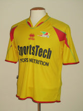 Load image into Gallery viewer, KV Oostende 2006-07 Home shirt S