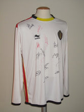 Load image into Gallery viewer, Rode Duivels 2010-11 Away shirt Euro Qualifiers XL *signed*