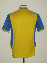 Load image into Gallery viewer, KSK Beveren 2005-06 Home shirt S