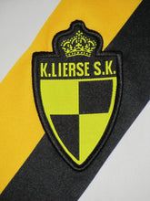 Load image into Gallery viewer, Lierse SK 2009-10 Away shirt XL