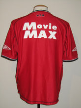 Load image into Gallery viewer, Royal Antwerp FC 2001-02 Home shirt L of XL