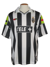 Load image into Gallery viewer, Juventus 2000-01 Home shirt XL *new with tags*
