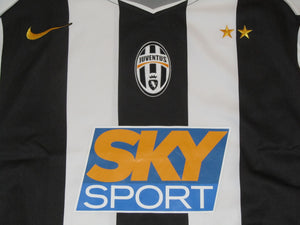 Juventus 2004-05 Home shirt  XL *new with tags*