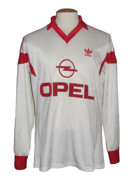 Standard Luik 1990-92 Away shirt #13
