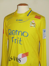 Load image into Gallery viewer, Waasland Beveren 2011-12 Home shirt L/S M