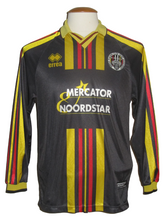 Load image into Gallery viewer, KRC Gent Zeehaven 2000-02 Home shirt #12