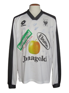 Sint-Truiden VV 1996-97 Away shirt L/S XL *signed*