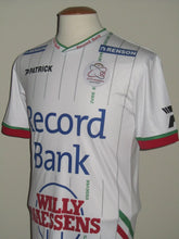 Load image into Gallery viewer, SV Zulte Waregem 2017-18 Away shirt L *as new*
