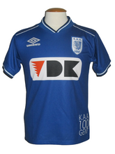 Load image into Gallery viewer, KAA Gent 2000-01 Home shirt XS