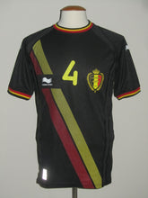 Load image into Gallery viewer, Rode Duivels 2014-15 Away shirt L #4 Vincent Kompany