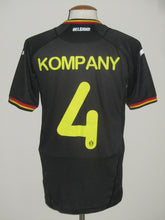 Load image into Gallery viewer, Rode Duivels 2014-15 Away shirt L #4 Vincent Kompany