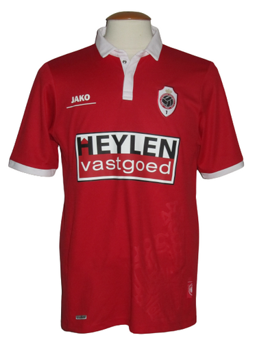 Royal Antwerp FC 2016-17 Home shirt L
