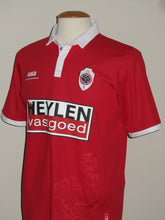 Load image into Gallery viewer, Royal Antwerp FC 2016-17 Home shirt L