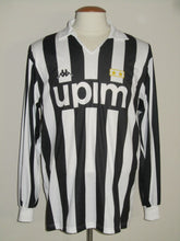 Load image into Gallery viewer, Juventus 1990-91 Home shirt  XL