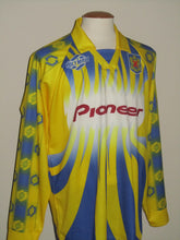 Load image into Gallery viewer, KSK Beveren 1999-00 Home shirt L/S XXL