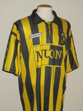 Load image into Gallery viewer, SBV Vitesse 2000-01 Home shirt XXL #9 Bob Peeters