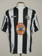 Load image into Gallery viewer, Newcastle United 1995-97 Home shirt L