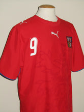 Load image into Gallery viewer, Czech Republic 2006-07 Home shirt XL #9 Jan Koller