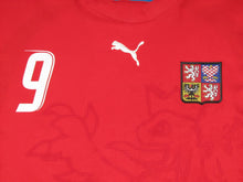 Load image into Gallery viewer, Czech Republic 2006-07 Home shirt XL #9 Jan Koller