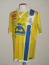 Load image into Gallery viewer, Union Saint-Gilloise 2015-16 Home shirt XXL *signed*