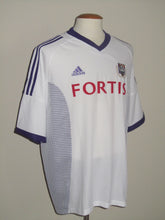 Load image into Gallery viewer, RSC Anderlecht 2002-03 Home shirt XXL #8 Nenad Jestrovic *mint*
