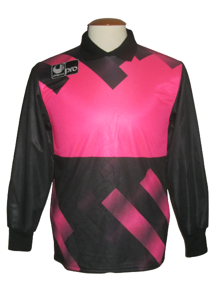 Uhlsport goalkeeper deals shirt
