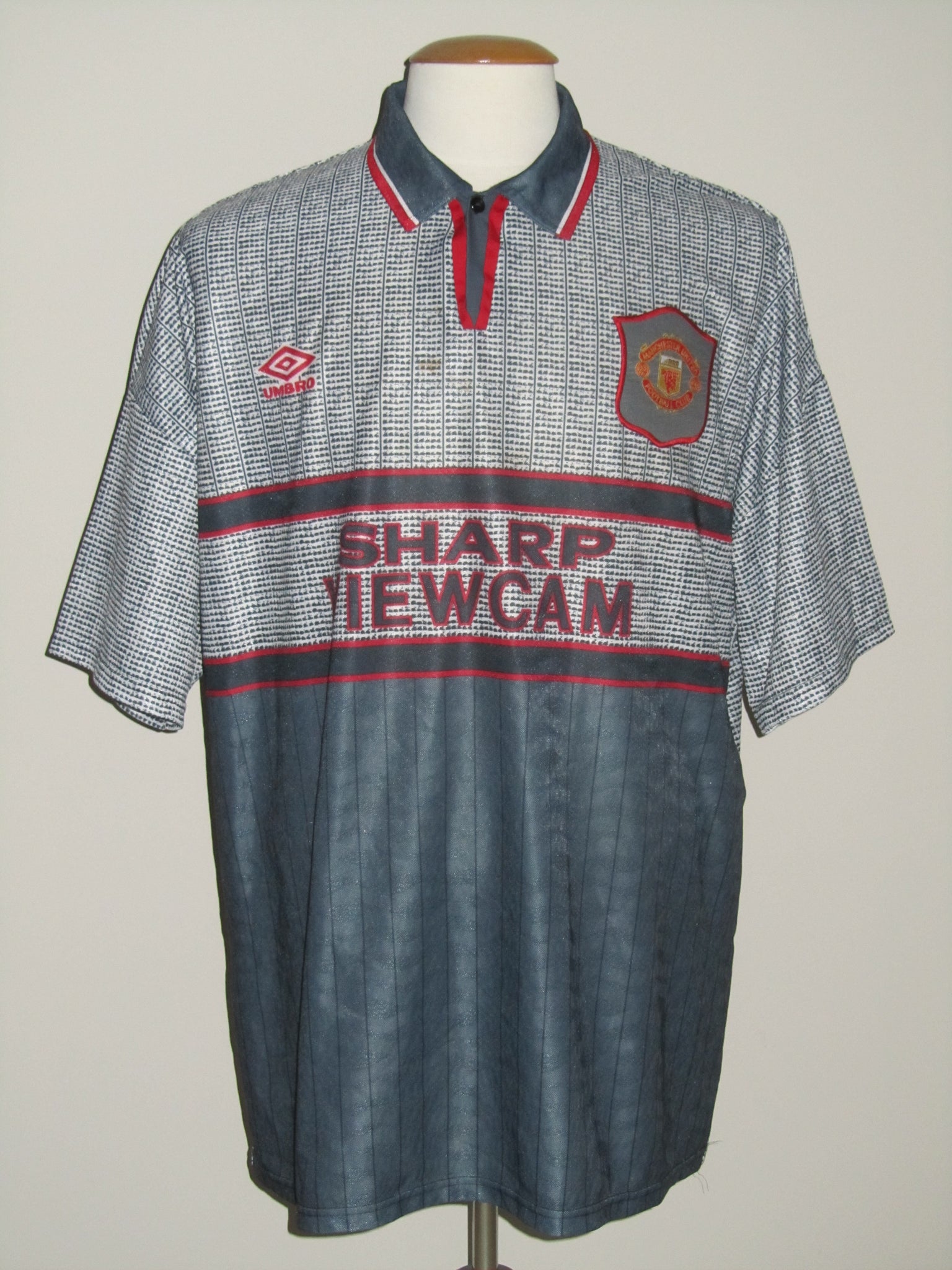 Manchester united 1995 away sales shirt