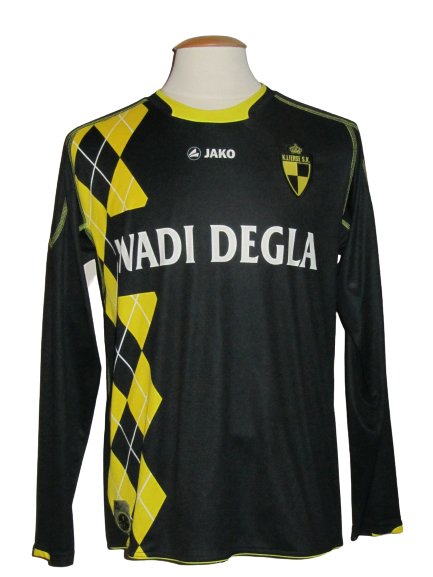 Lierse SK 2010-11 Away shirt #23