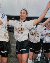 Load image into Gallery viewer, Eendracht Aalst 1994-95 Home shirt MATCH ISSUE/WORN #4 Godwin Okpara